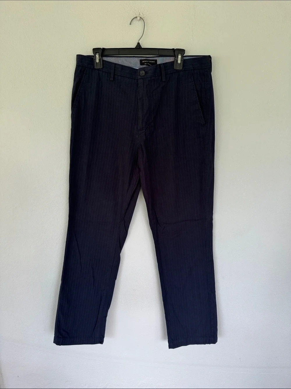 Banana Republic Kentfield men’s navy blue pinstripe dress pants size 34x32